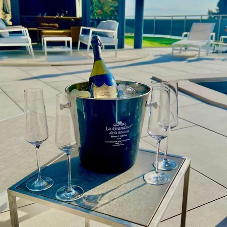 Beautiful Palazzo Blue - Opatija