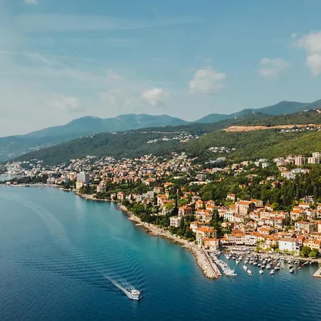 Villa Beautiful Palazzo Blue - Opatija